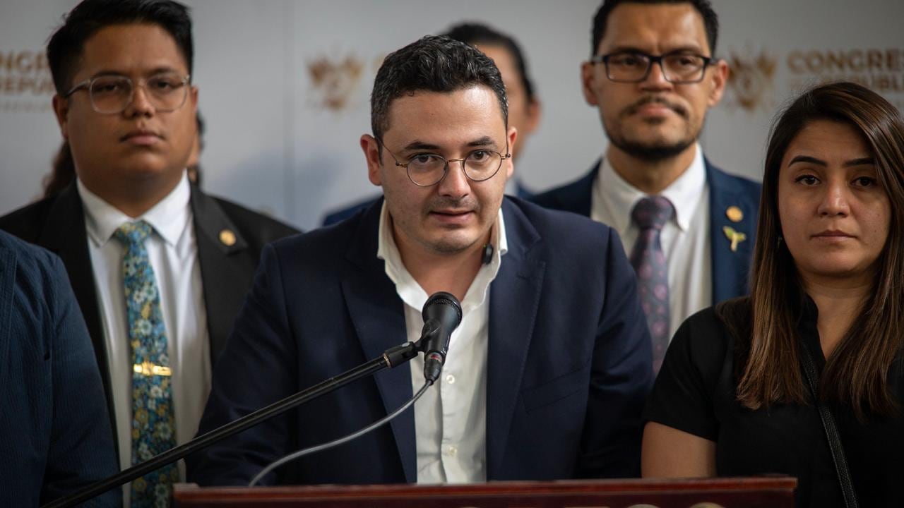Diputado Samuel Pérez confirma la creación de un nuevo partido político “la evolución de Semilla”
