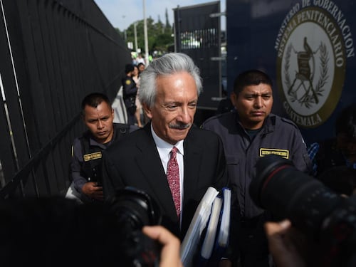 Juzgado otorga arresto domiciliario al periodista José Rubén Zamora