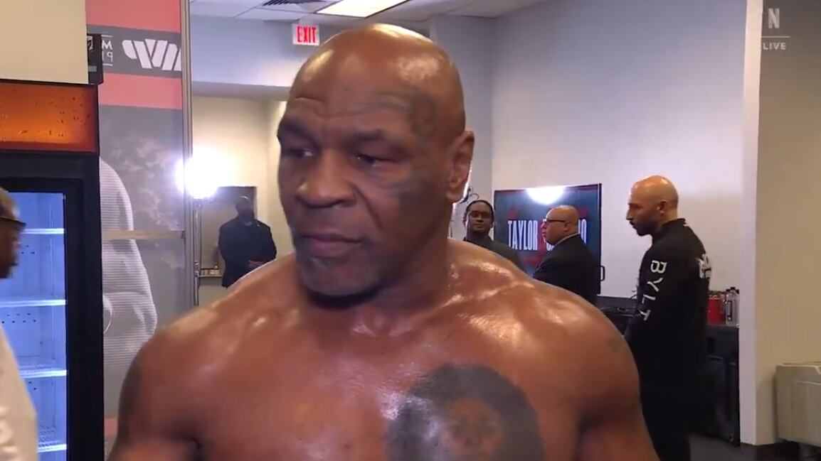 Mike Tyson muestra su mejor atributo