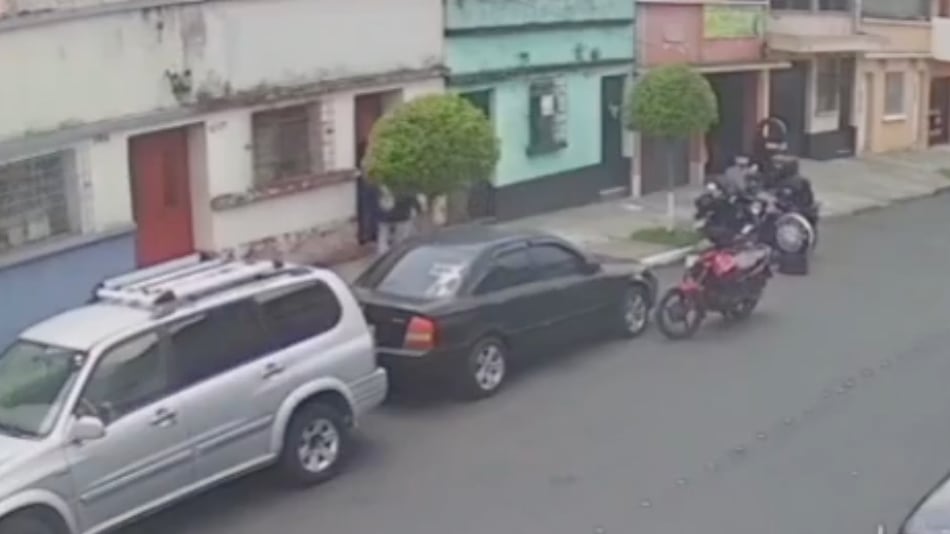 Asalto queda grabado en zona 11. Foto: RRSS