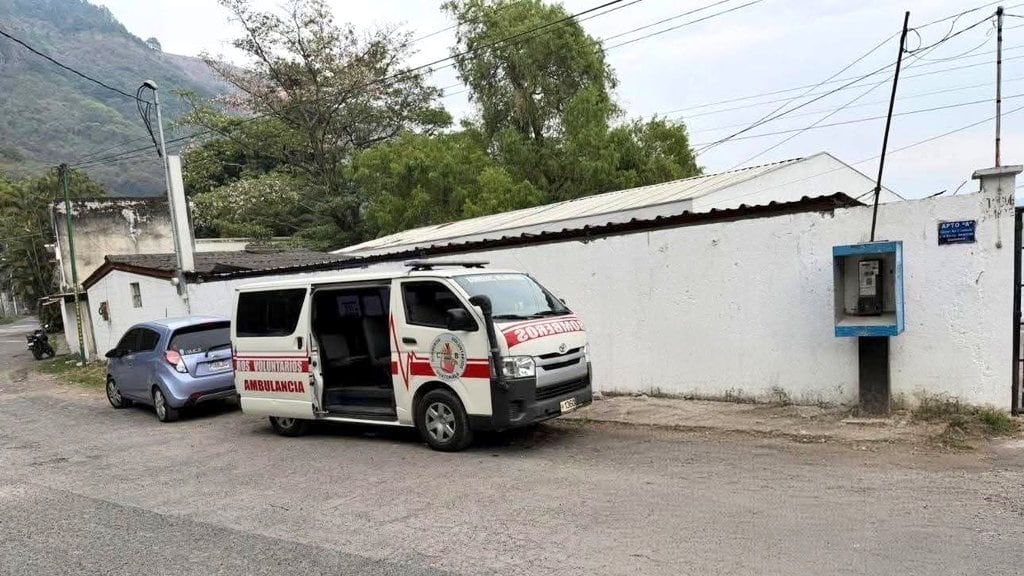 Roban equipo de comunicación de una ambulancia en Amatitlán. Foto: RRSS
