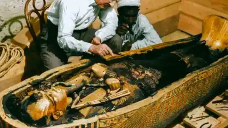 Descubren la posible causa de la 'maldición del faraón' para las personas que abrieron la tumba del Tutankamón