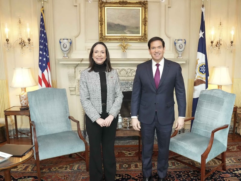 “Tenemos el apoyo, la transición está en marcha”, asegura Machado tras reunión con Marco Rubio