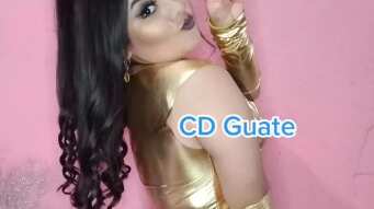 Tiktoker: la chica que se burla de las personas que se tiran del puente El Incienso