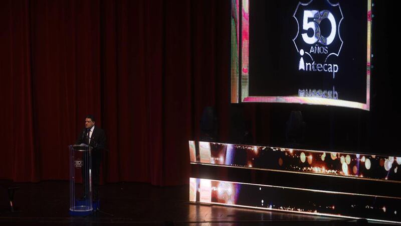 Intecap celebra 50 años de formar profesionales