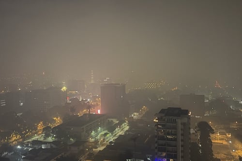 Así quedaron los cielos de la ciudad tras la tradicional quema de pólvora