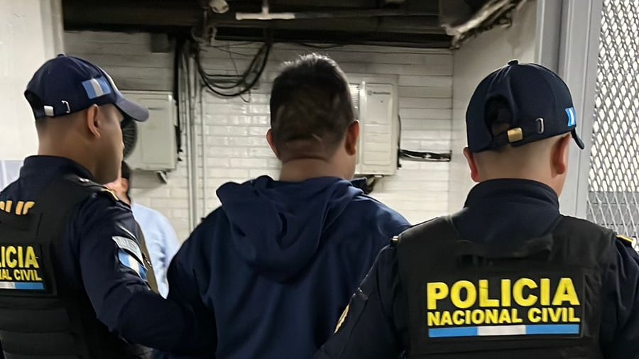 La persona fue puesta a disposición de las autoridades. Foto: PNC