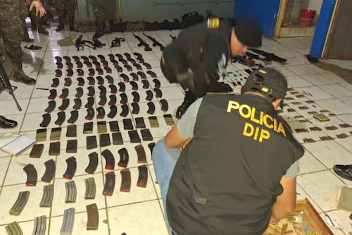 Fiscal del MP es detenido ebrio mientras procesaba escena de narcotráfico en Huehuetenango