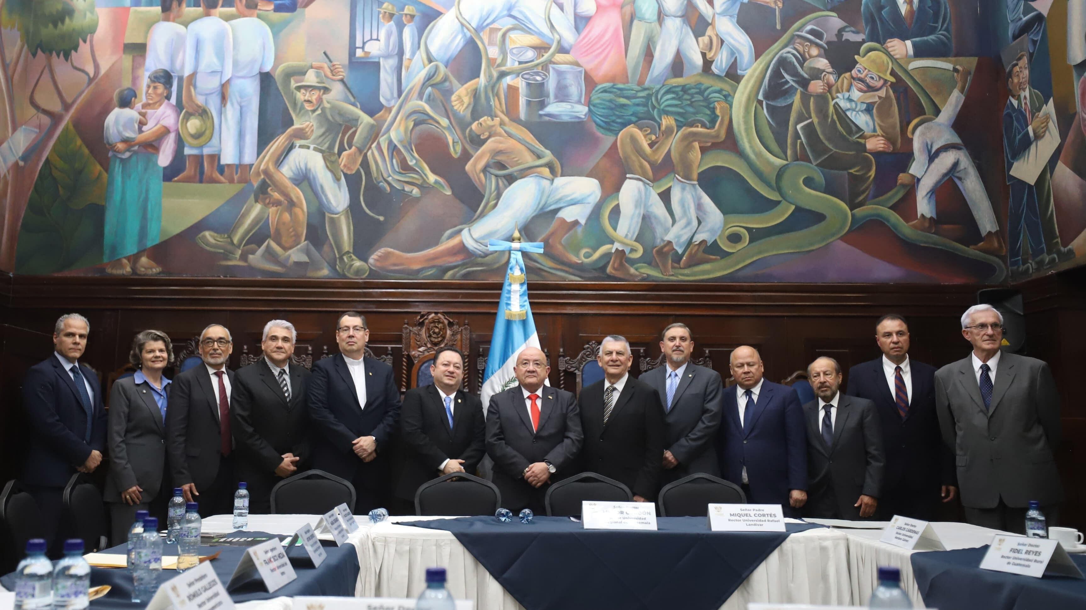El Foro de Rectores eligió a los presidentes de la postuladoras. Foto Congreso