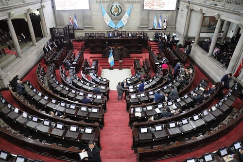 Congreso elegirá este martes a sus magistrados a la CC