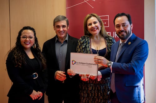 La Antigua Guatemala recibe reconocimiento como “Destino Turístico Inteligente”