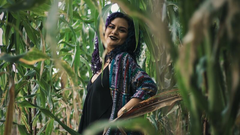 Rebeca Lane estrena "Ni una menos" en honor a las mujeres que sufren violencia