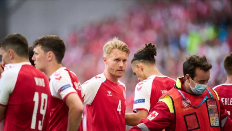 La UEFA reconoce a los médicos que auxiliaron a Christian Eriksen en la Eurocopa