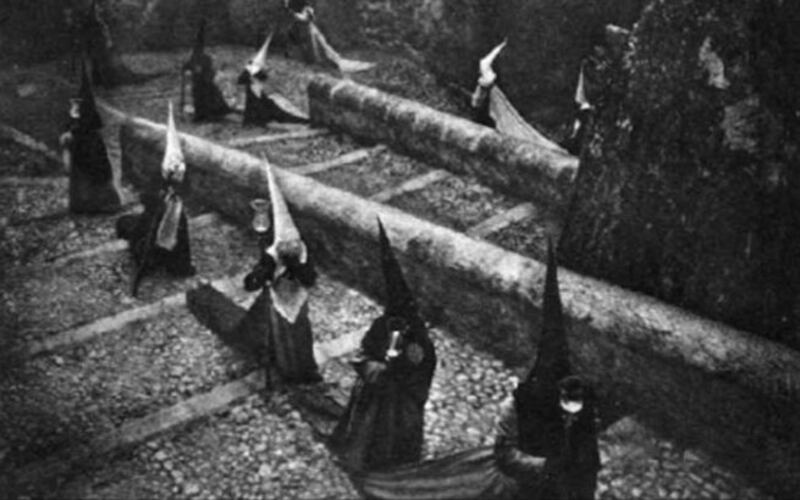 Los Penitentes de la Recolección: el mito que aún recorre las calles

Una leyenda que mezcla fe, misterio y sombras en Semana Santa