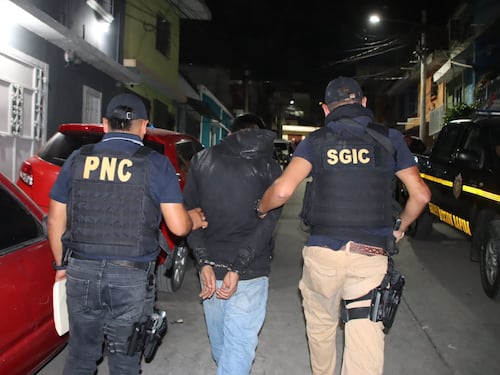 Desmontan casa de narcomenudeo en zona 6 y capturan a varios pandilleros del barrio 18