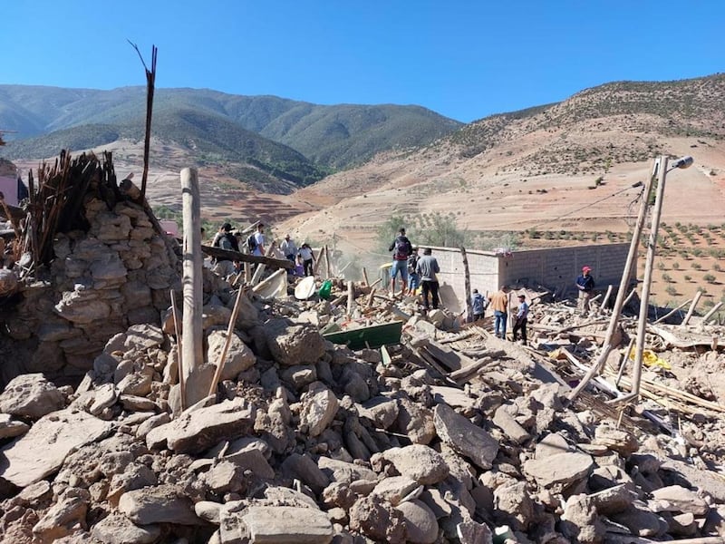 Intensifican búsqueda de supervivientes en Marruecos tras terremoto