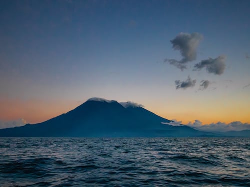 “Atitlán y Tikal”: Dos joyas de Guatemala compiten en los World Travel Awards 2026