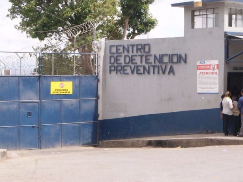 Ministro de Gobernación: “Separar a los líderes y darles uniformes generó inconformidad entre los reos”