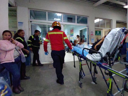 Mujer sufre quemaduras tras explosión de olla de presión en su vivienda