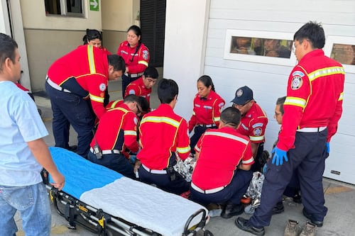 Hombre queda inconsciente tras accidente laboral en zona 12