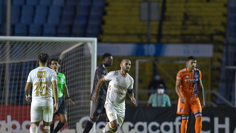 "Agradecido con la afición, en ambos juegos nos sentimos como locales", dijo Contreras