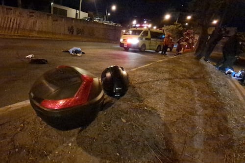 Dos hombres que viajaban en motocicleta fallecen en un accidente de tránsito en el Periférico