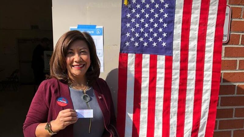 Congresista Norma Torres gana la reelección en California