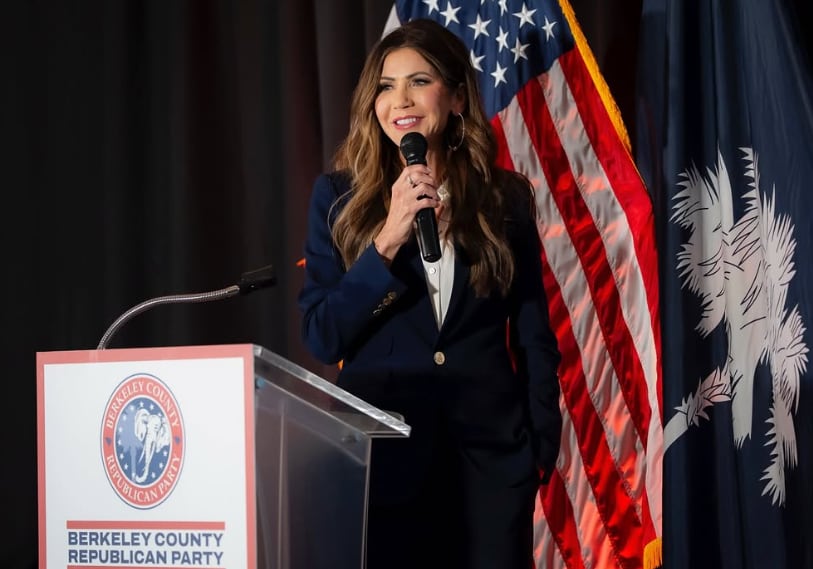 Donald Trump despide a la secretaria de Seguridad Nacional de EE. UU., Kristi Noem