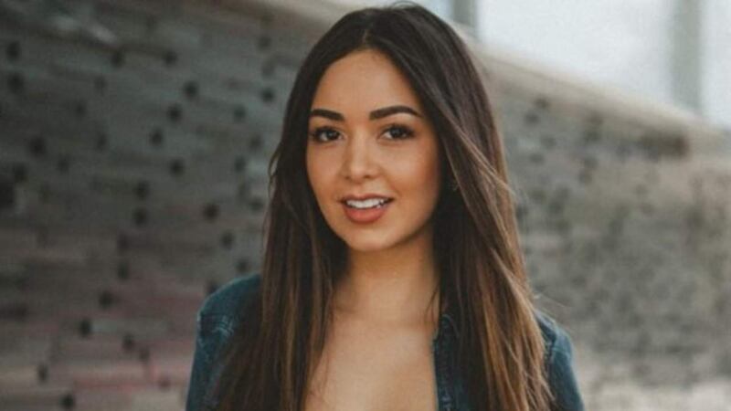 FOTOS. Caeli paraliza las redes con candente desnudo