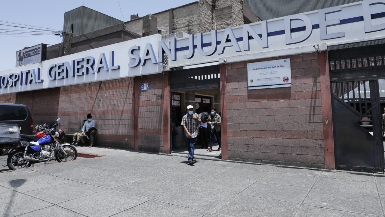 Personal de salud recibirá aumento salarial.