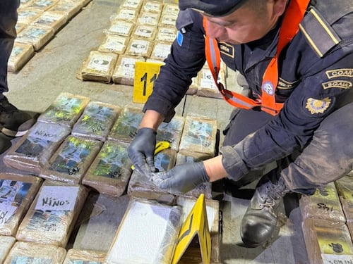 Incautan 1.7 toneladas de cocaína en Escuintla y erradican cultivos ilícitos en Petén