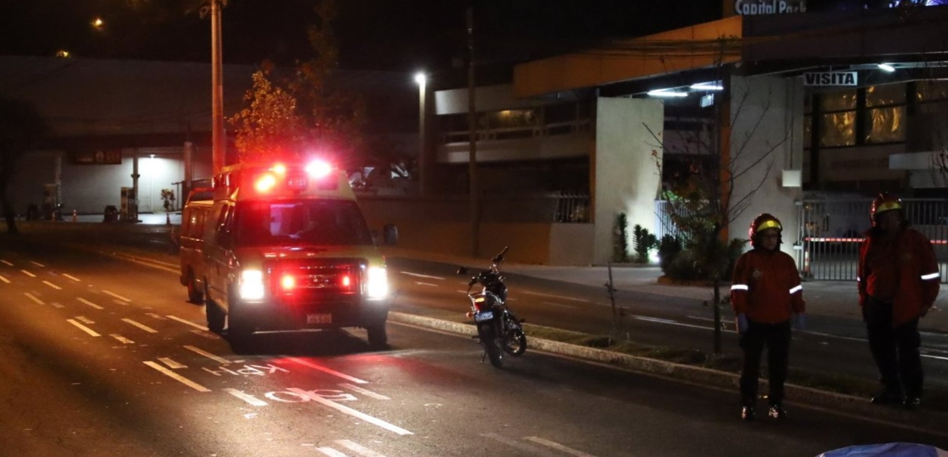 Muere pasajero de motocicleta al desvanecerse repentinamente en la calzada La Paz