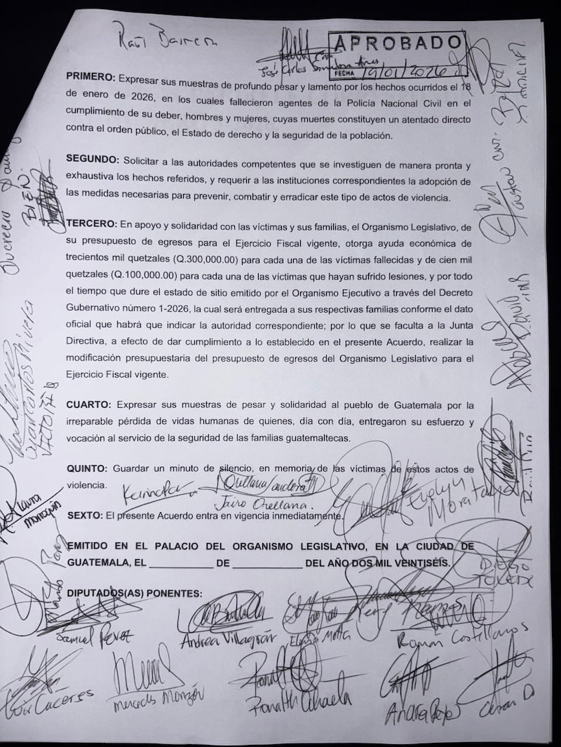 Se otorgará una ayuda económica de Q300 mil a las familias de los PNC que fallecieron en ataques perpetrados por supuestos pandilleros. Foto: Cortesía