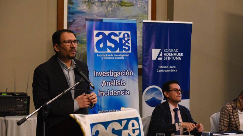 Presentan plan piloto para promover uso productivo de remesas en Sacatepéquez