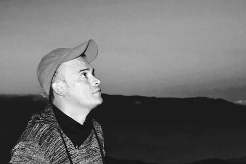 Muere en accidente de tránsito el comunicador Darwin Omar