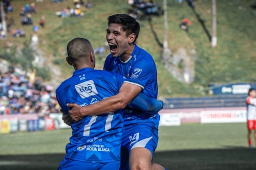 Cobán Imperial recupera el trono en una jornada de remontadas épicas