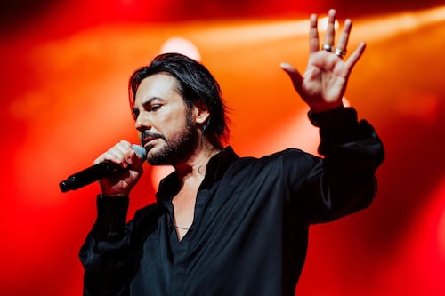 Beto Cuevas presenta su nuevo sencillo y adelanta el proyecto conceptual “Respira”