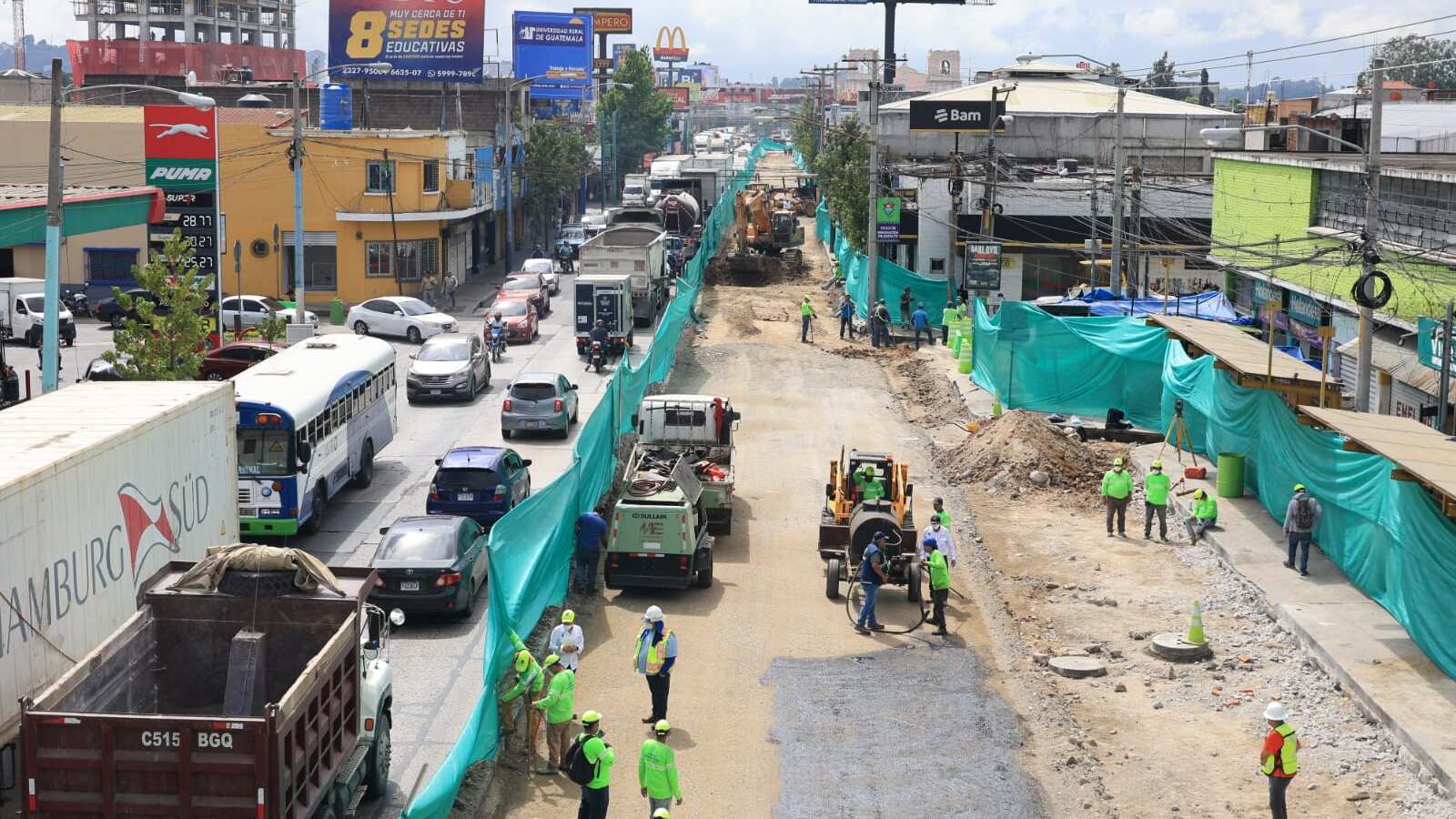 Trabajos de mantenimiento se realizan por fases en la Calle Martí, desde el pasado 17 de mayo. Foto: Municipalidad de Guatemala.