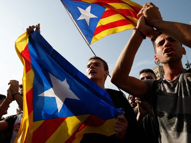 Protestas en Cataluña ponen en jaque al presidente Pedro Sánchez