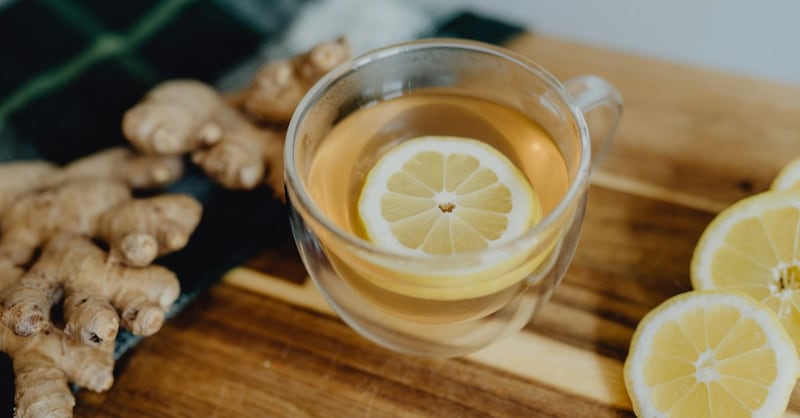 El té de jengibre con limón tiene propiedades muy beneficiosas para la salud