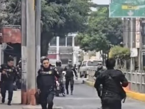 VIDEOS. Así fue el momento de la persecución de motoladrones en la calzada Roosevelt