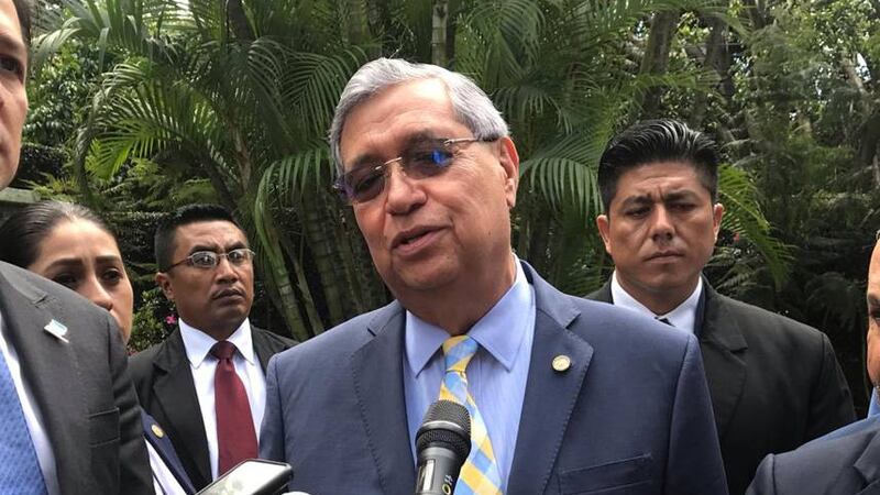 Vicepresidente Jafeth Cabrera se pronuncia por las licitaciones de fin de gobierno