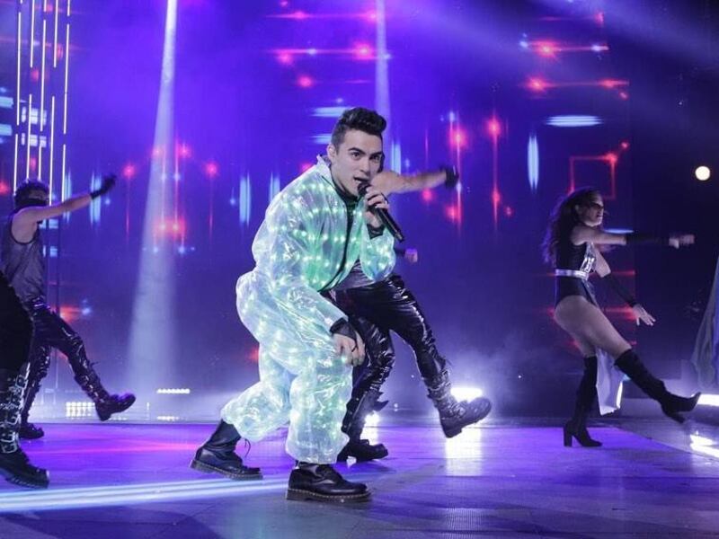 Dennis Arana volverá a darle voz a un tema de Camilo Sesto en la gran final de “La Academia”