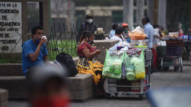 CEPAL y OIT estiman que la pobreza en América Latina alcanzará el 34,7% y la extrema pobreza un 13%