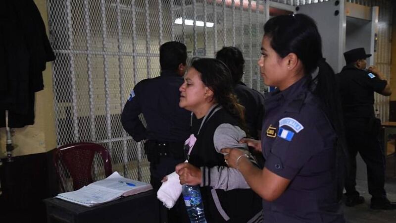 Mamá de niña fallecida y chofer serán procesados por homicidio culposo