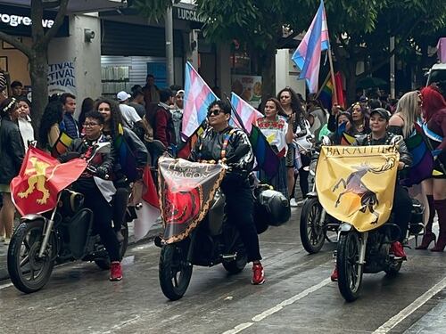 Desfile LGBTIQ+ recorre el Centro Histórico