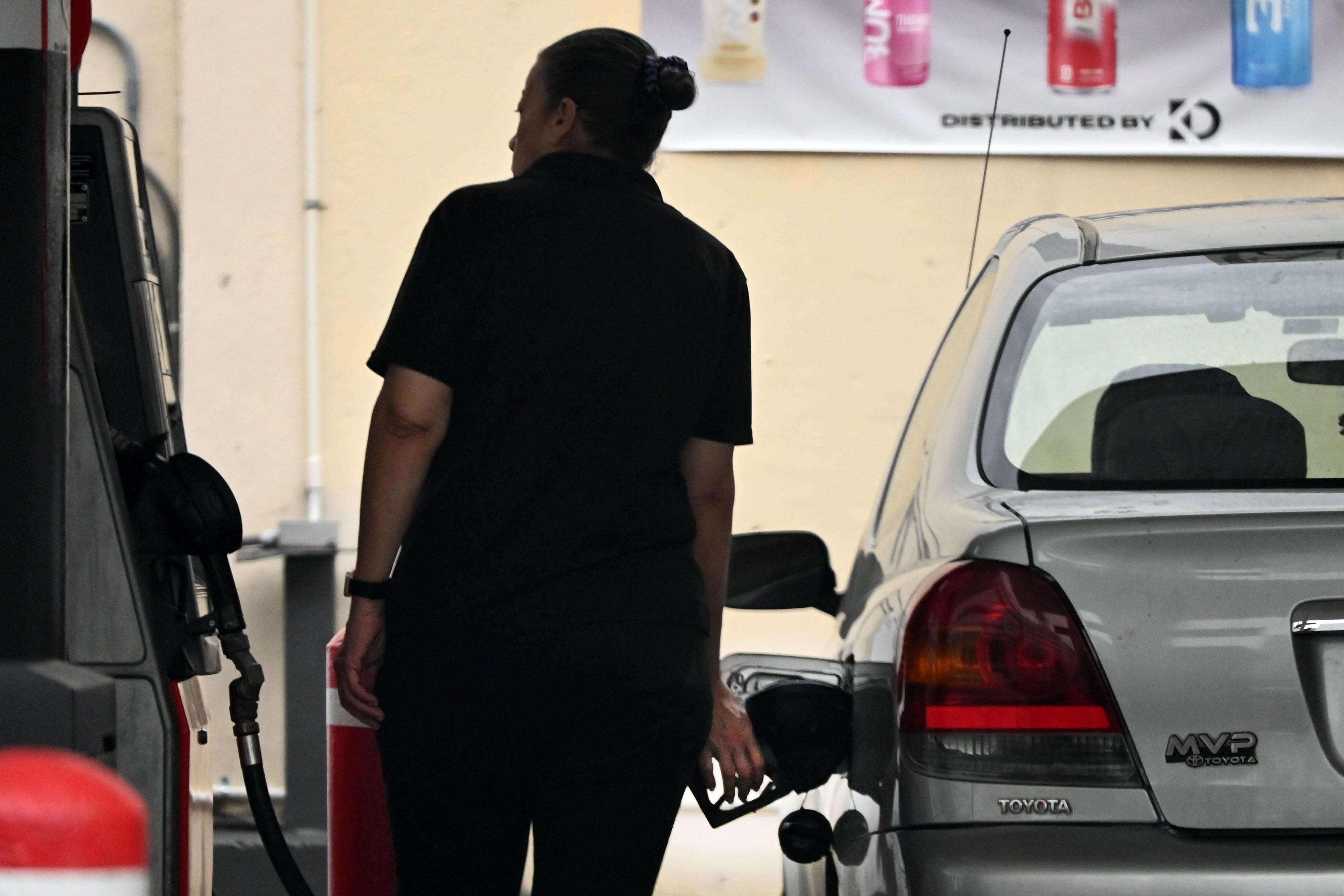 Gasolina y diésel suben este 9 de junio: superior a Q33 y regular Q32 
