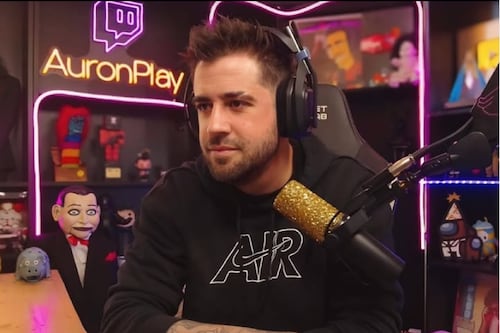 AuronPlay hospitalizado y operado de urgencia