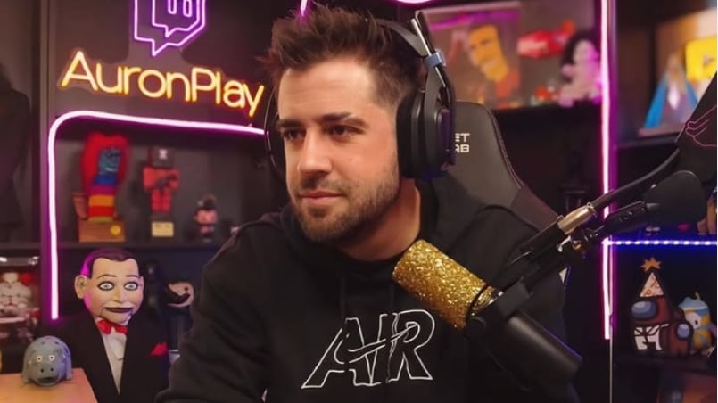 Finalmente el streamer reconoció que su relación se terminó por una traición por parte de la mujer