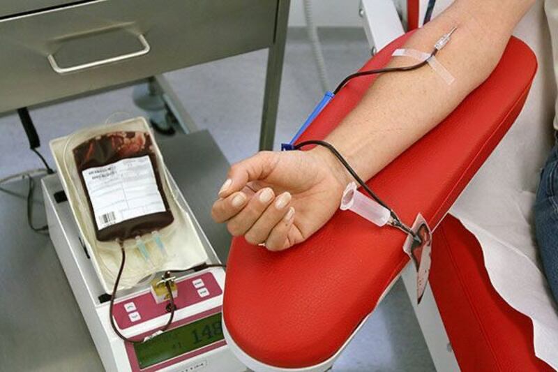 Salva tres vidas en menos de una hora.
Donar sangre es seguro, rápido y más importante de lo que imaginas.